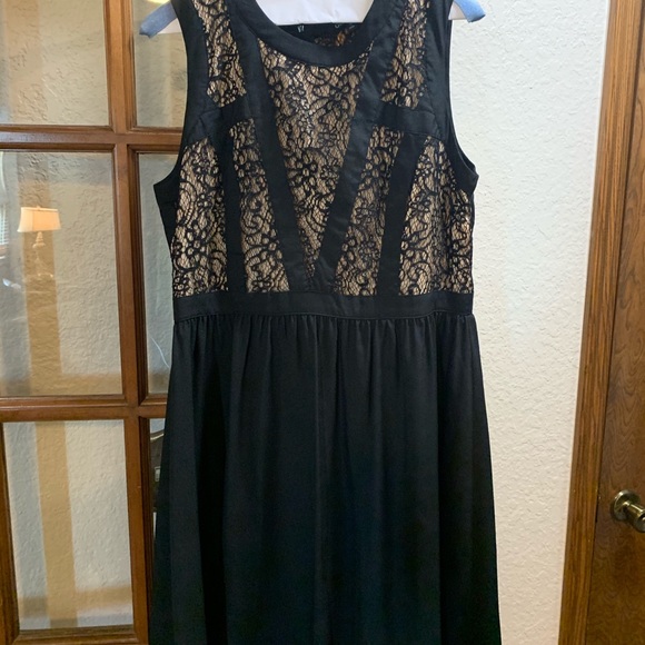 Gianni Bini Dresses & Skirts - Dress Gianni Bini Dresses & Skirts - Dress